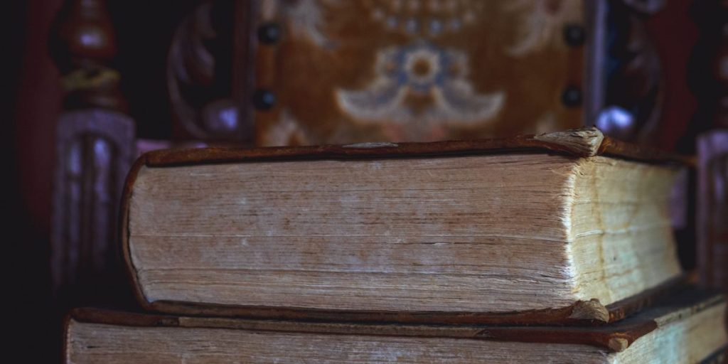 This article explains why classic epic fantasy—exemplified by George R.R. Martin's A Song of Ice and Fire—still matters and how to navigate the sprawling Game o...